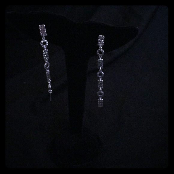 Jewelry - Sale 3 for $20 Never worn Silver dangle earrings